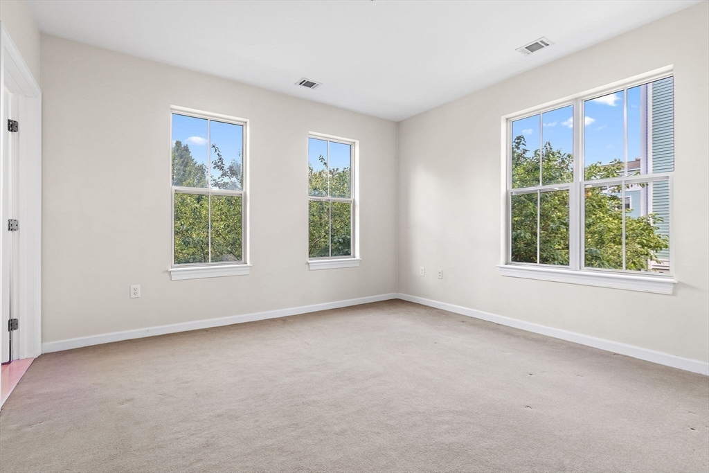 4 Repton Circle # 4203 Property Photo 15