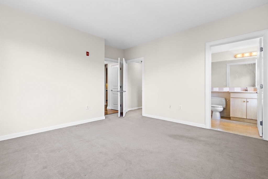 4 Repton Circle # 4203 Property Photo 16