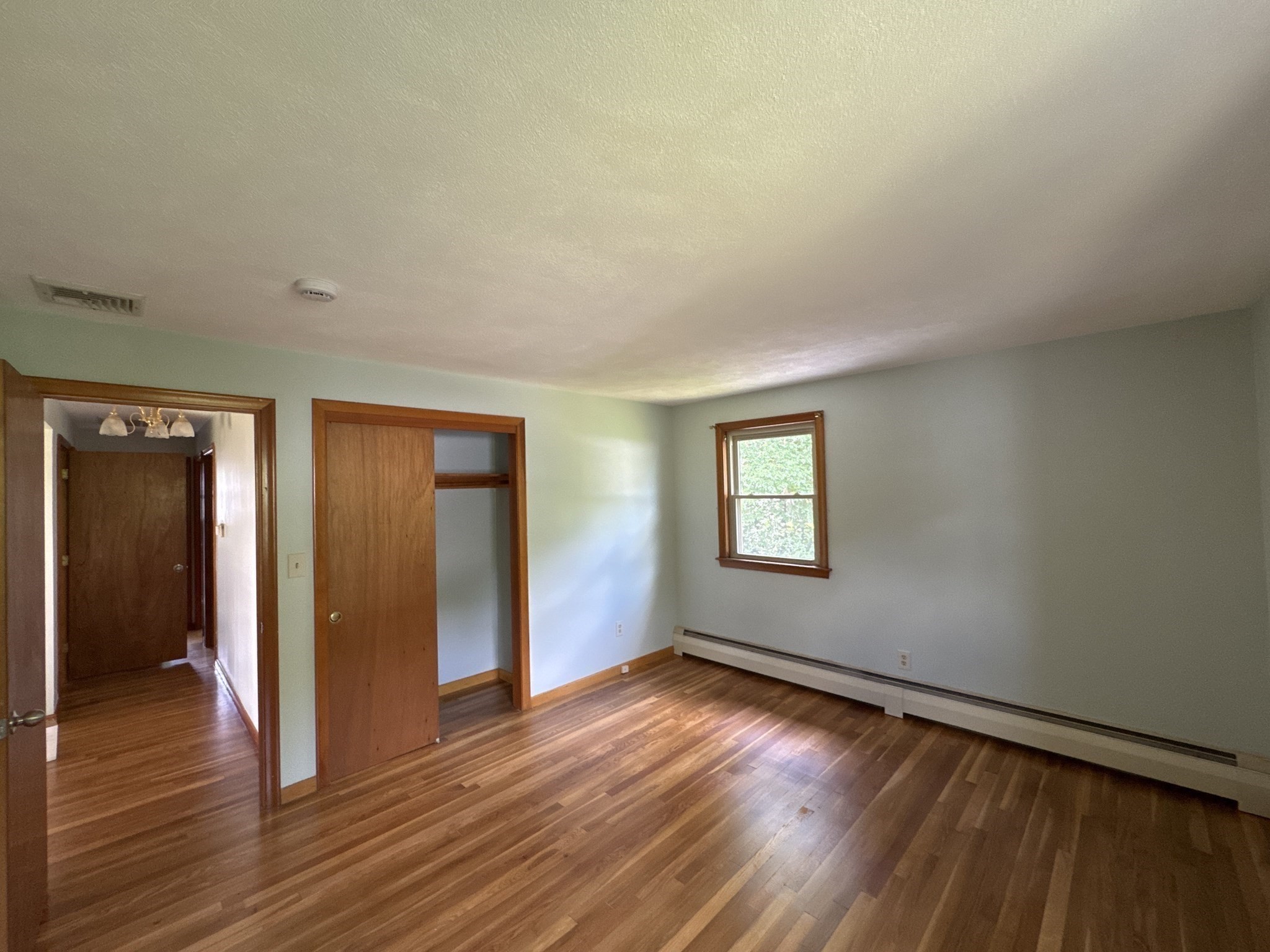 72 Kurland Ave Property Photo 8