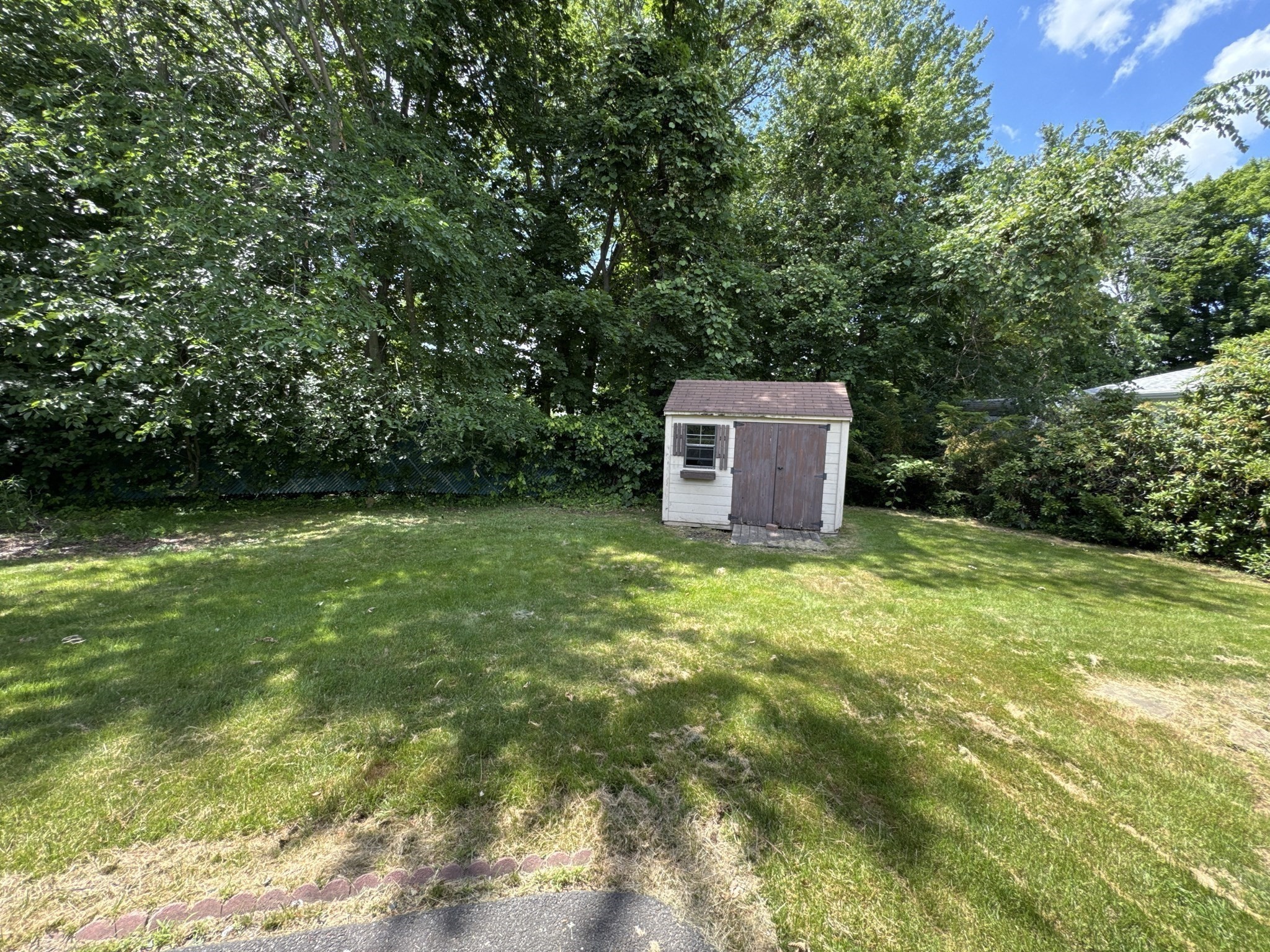 72 Kurland Ave Property Photo 21