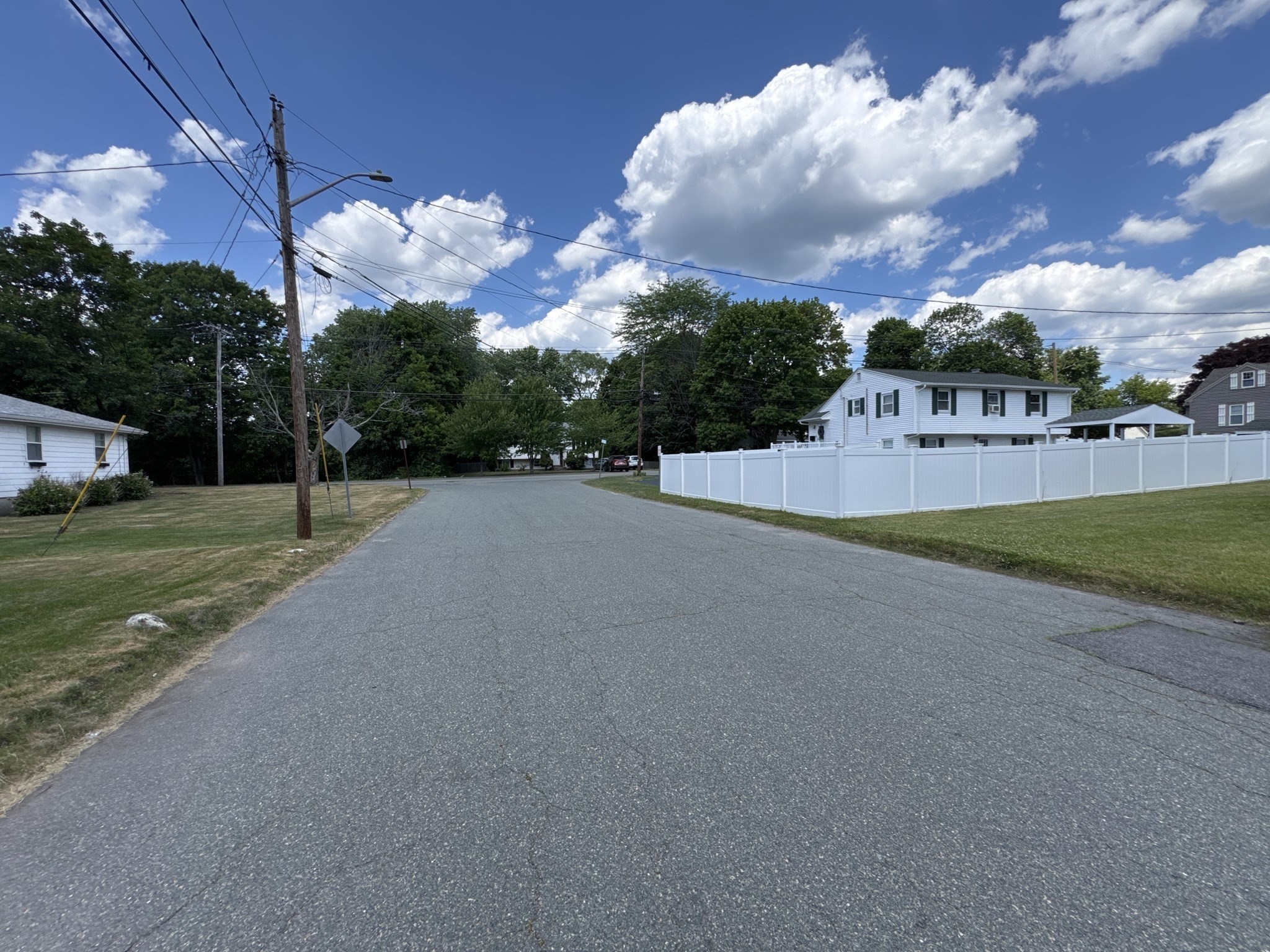 72 Kurland Ave Property Photo 24