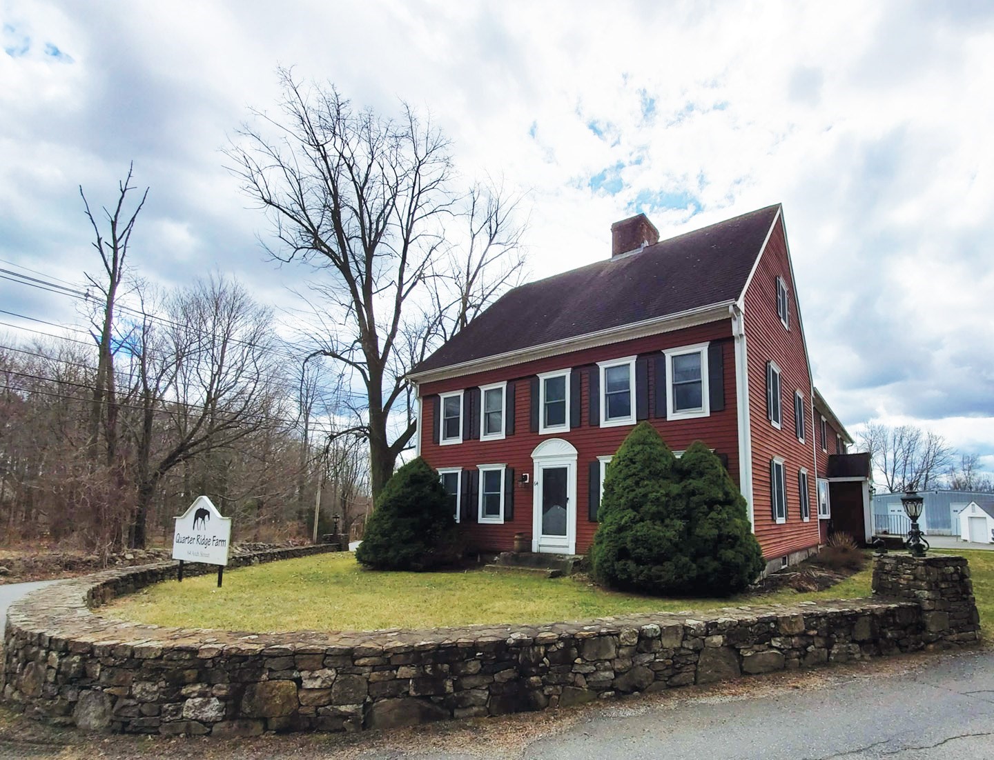 64 Arch St Property Photo 1
