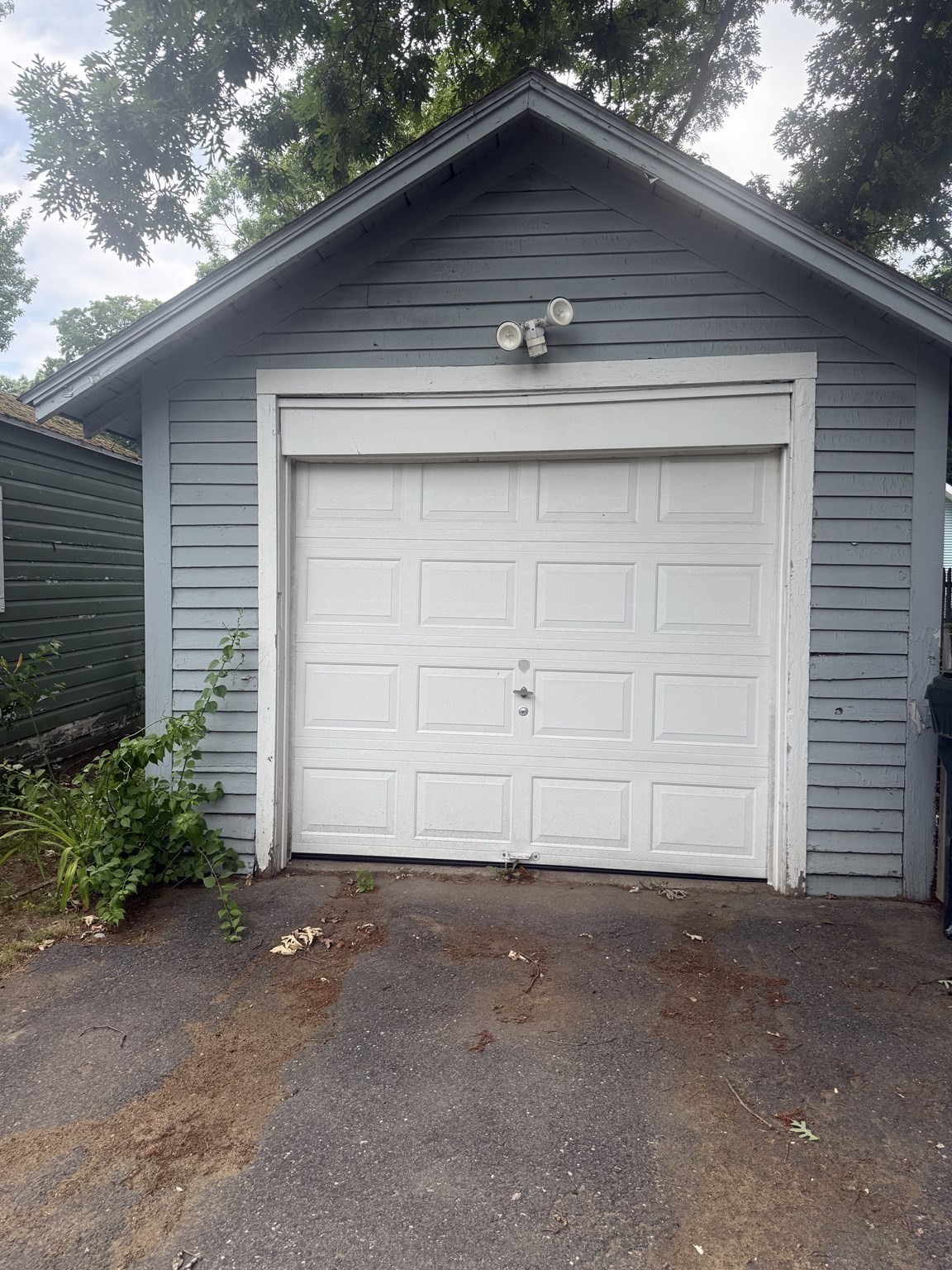 80 Newhall St Property Photo 5
