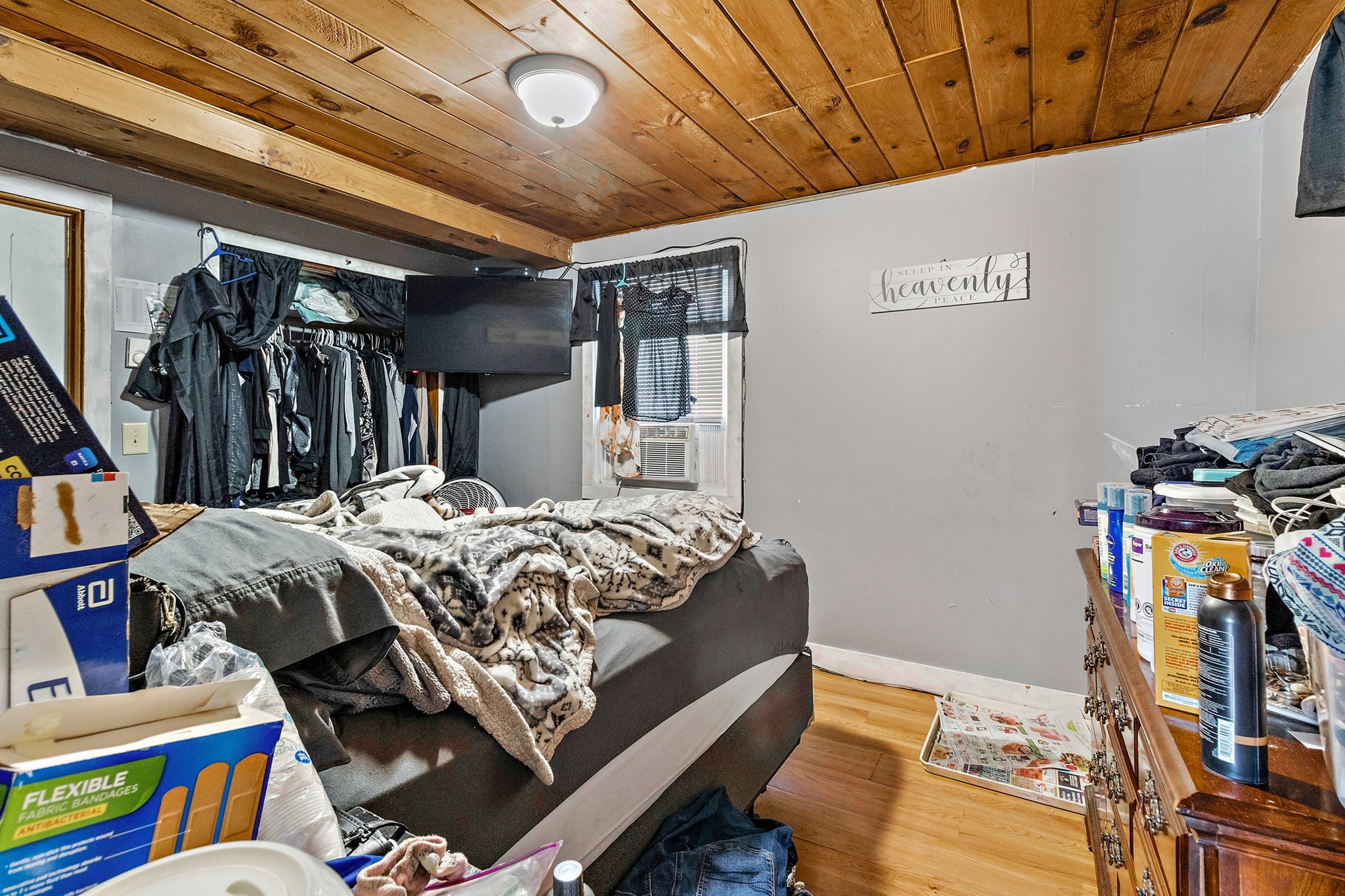29 Newbury St Property Photo 17
