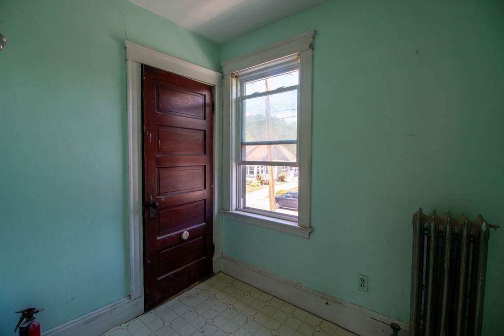 249 Groveland St Property Photo 21