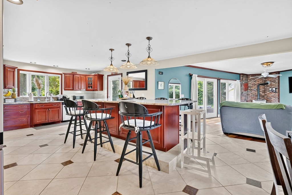 258 Main Rd Property Photo 14