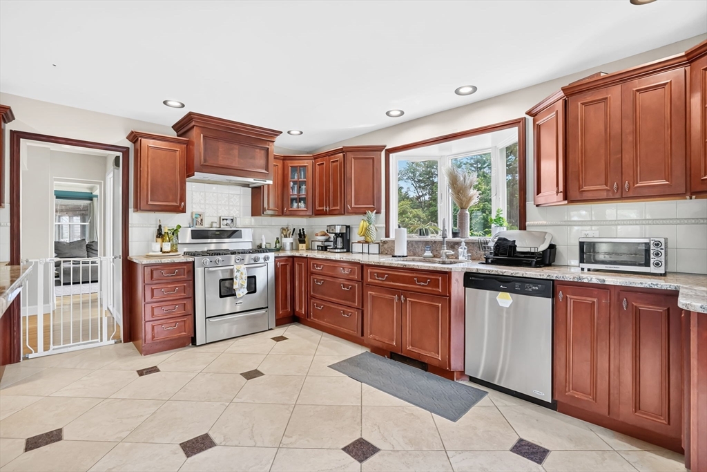 258 Main Rd Property Photo 15