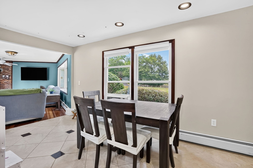 258 Main Rd Property Photo 16