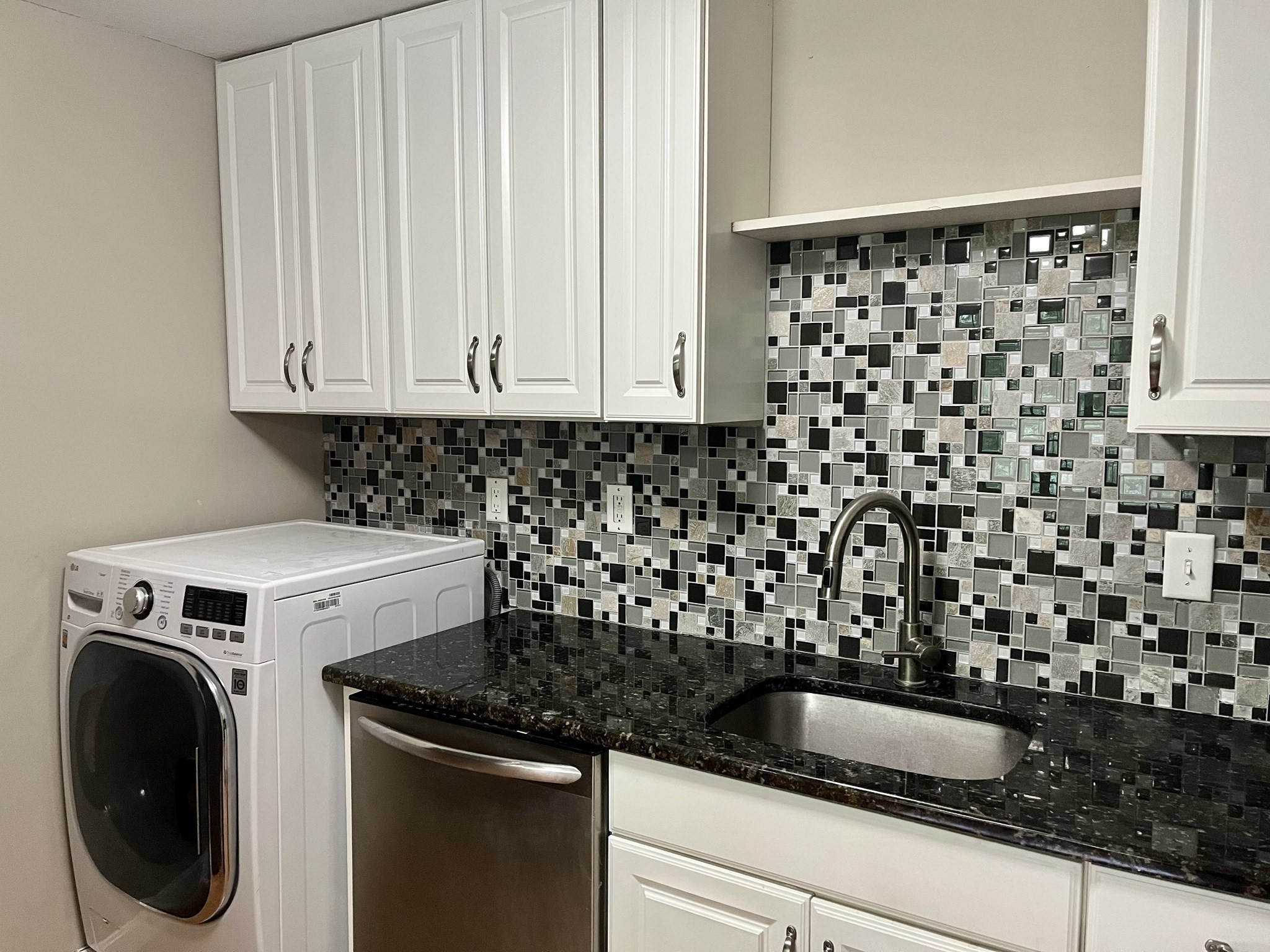 1600 Skyline Dr # 6 Property Photo 8