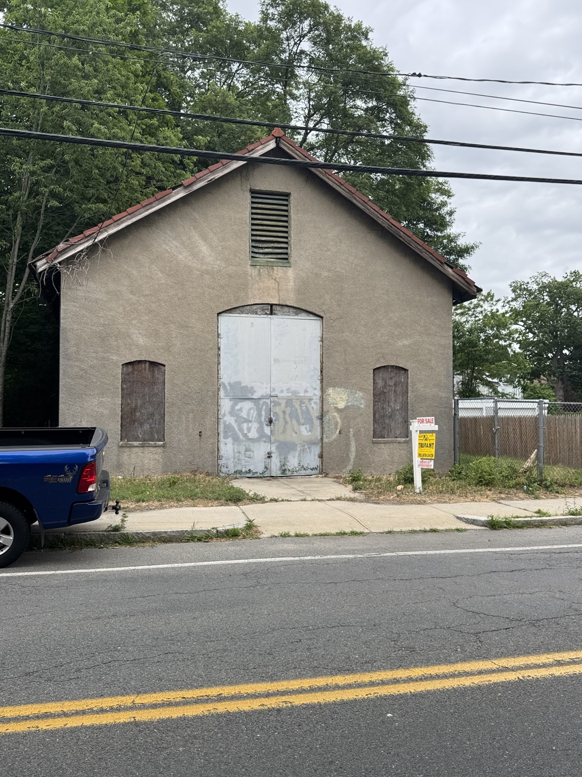 138 Perkins Avenue Property Photo 14