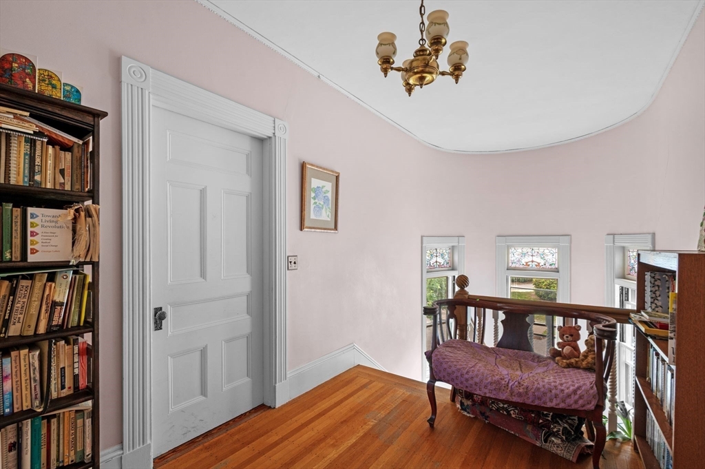 27 Oliver Street Property Photo 14