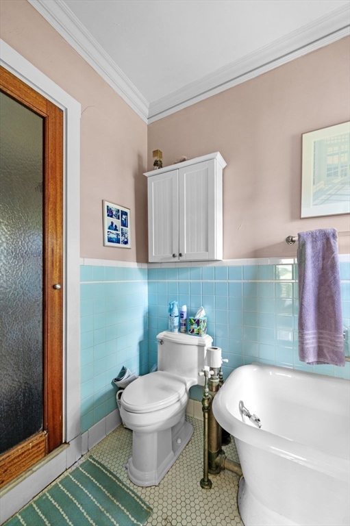 27 Oliver Street Property Photo 17