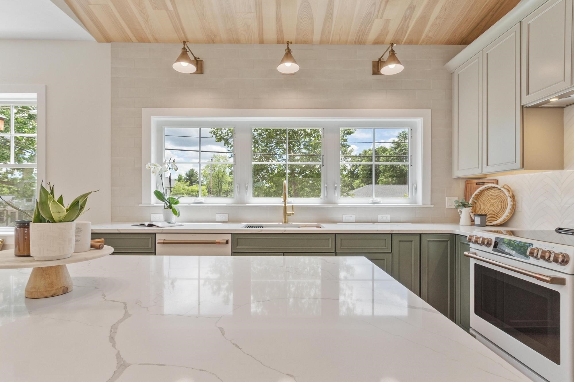 60 Neillian Street Property Photo 5