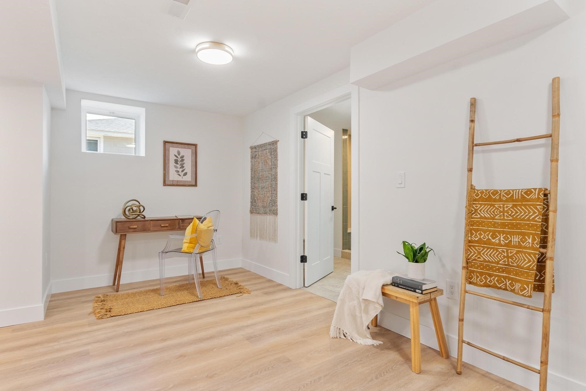 60 Neillian Street Property Photo 32