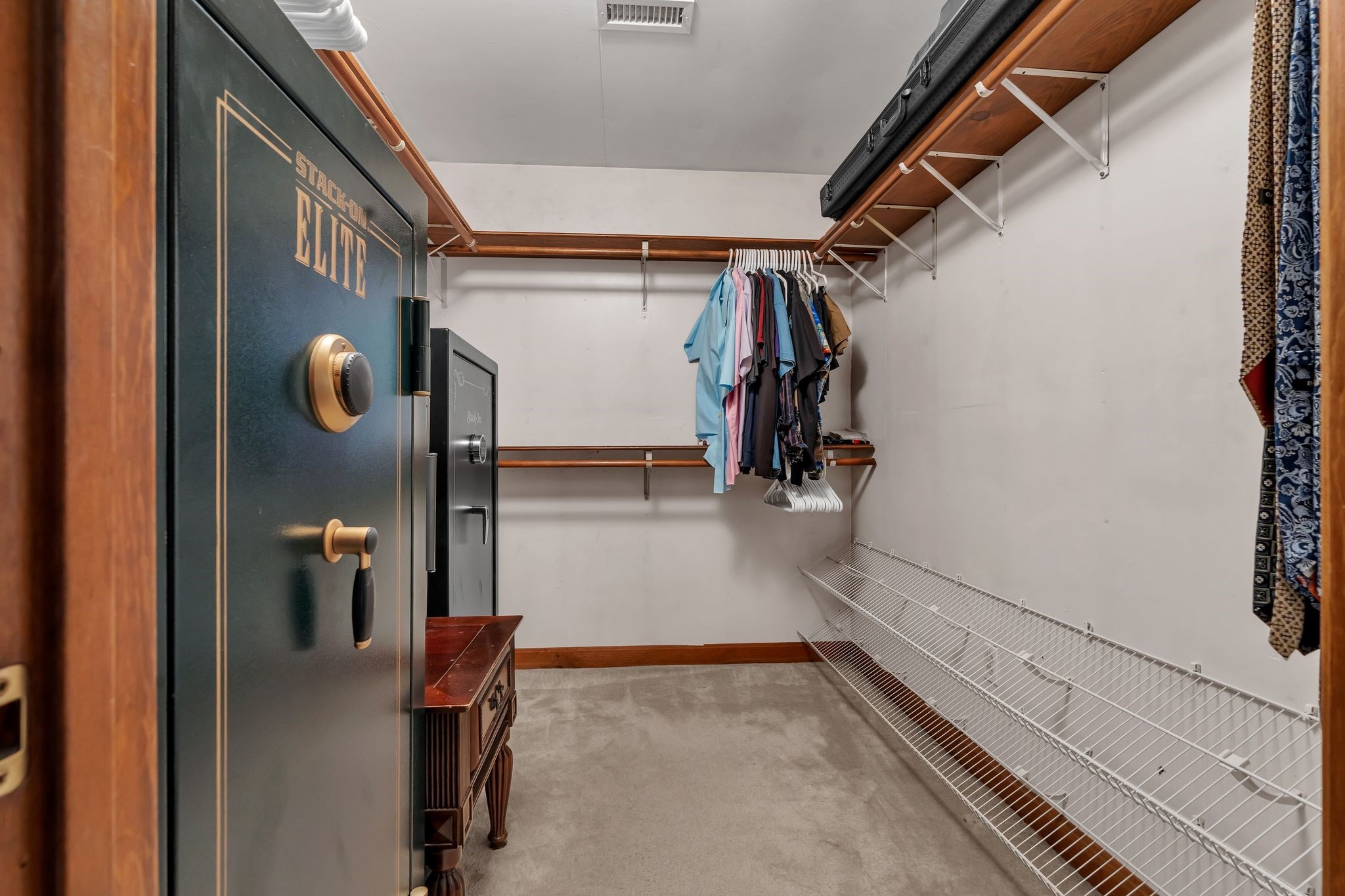 3 Douglas Circle Property Photo 11