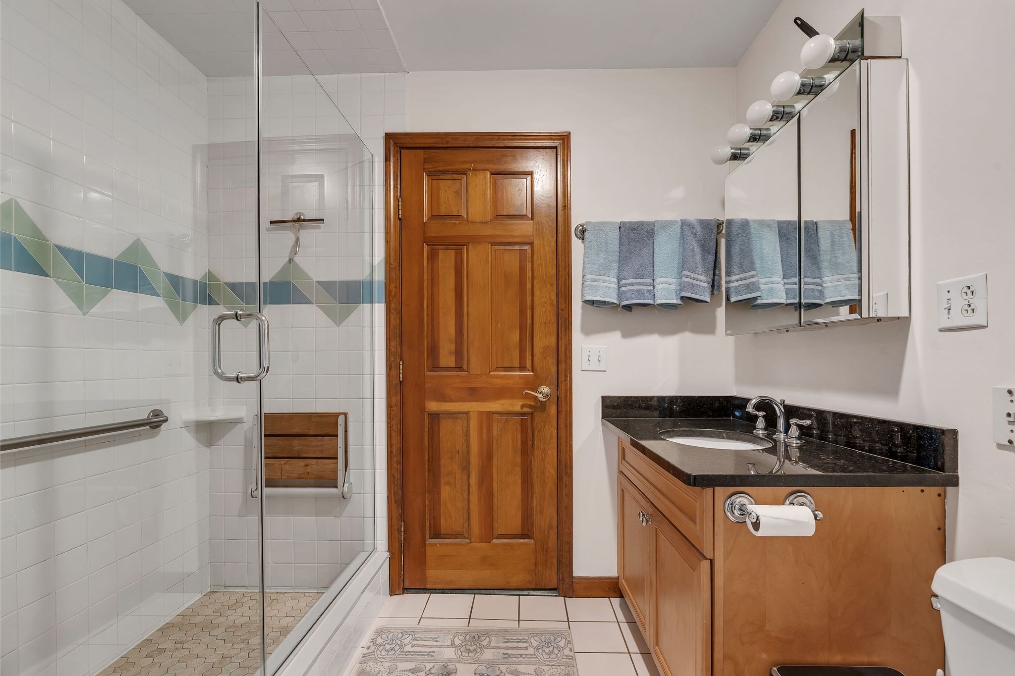 3 Douglas Circle Property Photo 13
