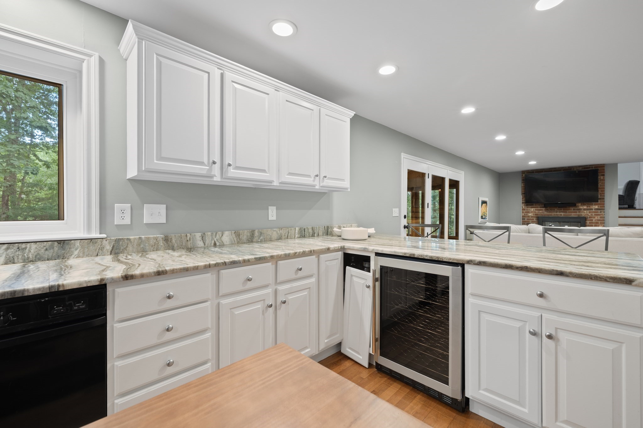 10 Fieldstone Way Property Photo 7