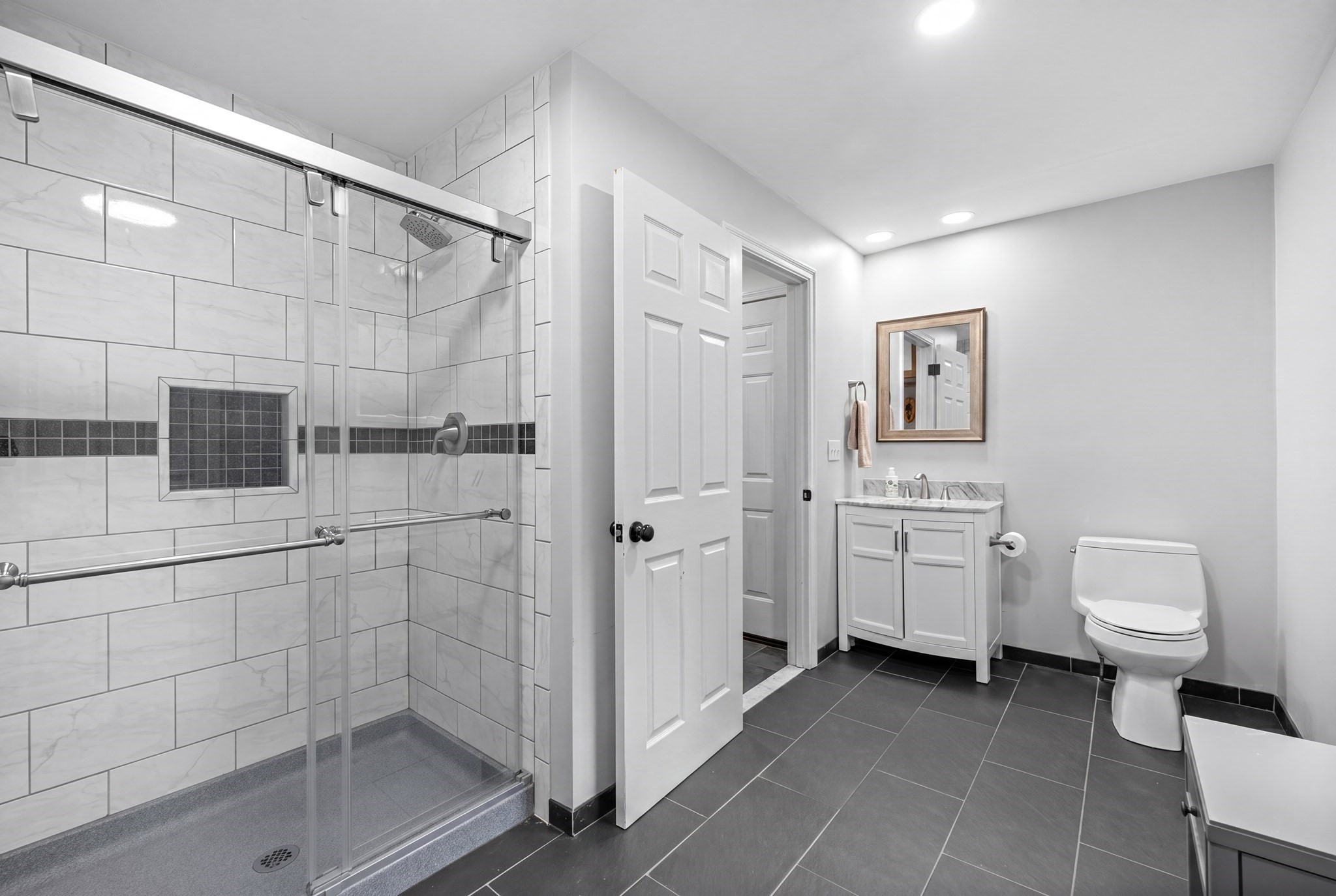 10 Fieldstone Way Property Photo 17