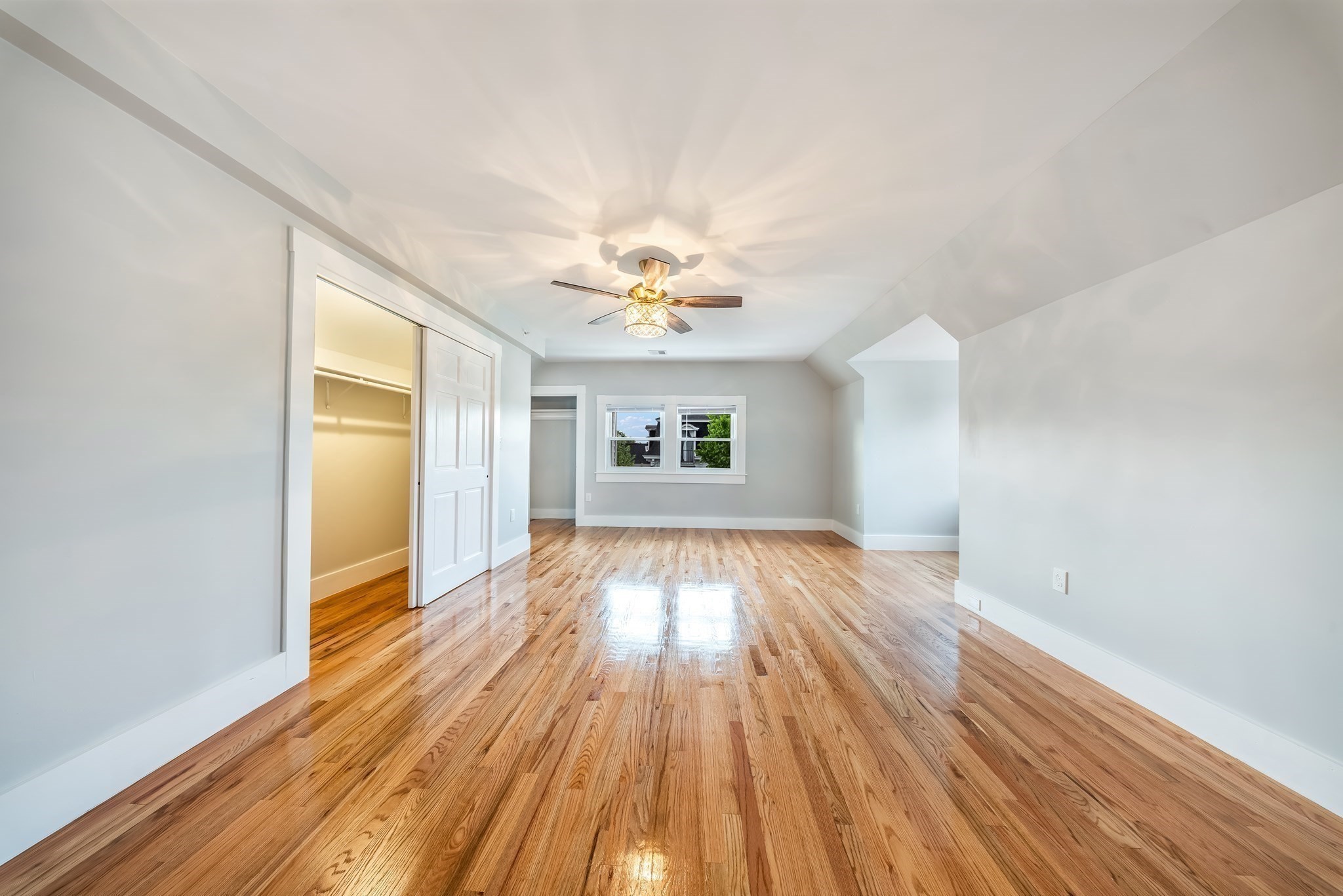 180 Jackson St # D Property Photo 5