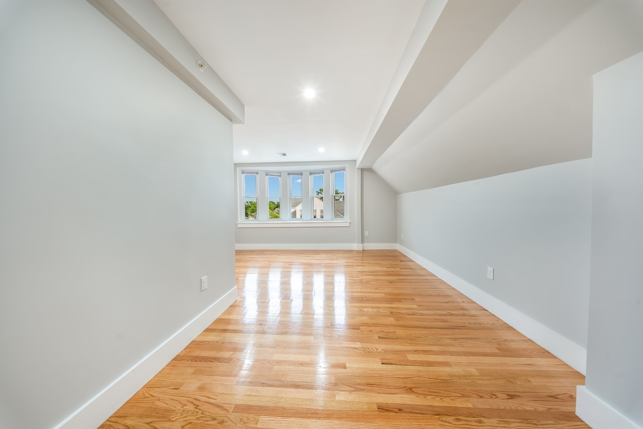 180 Jackson St # D Property Photo 8