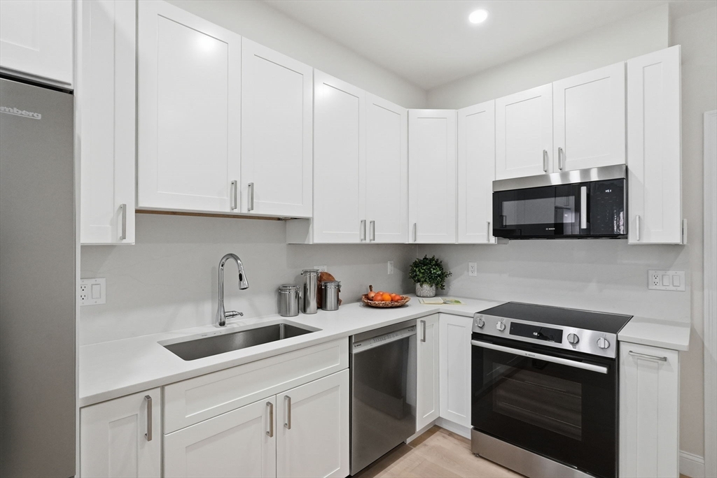 66 Tileston St # 101 Property Photo 1