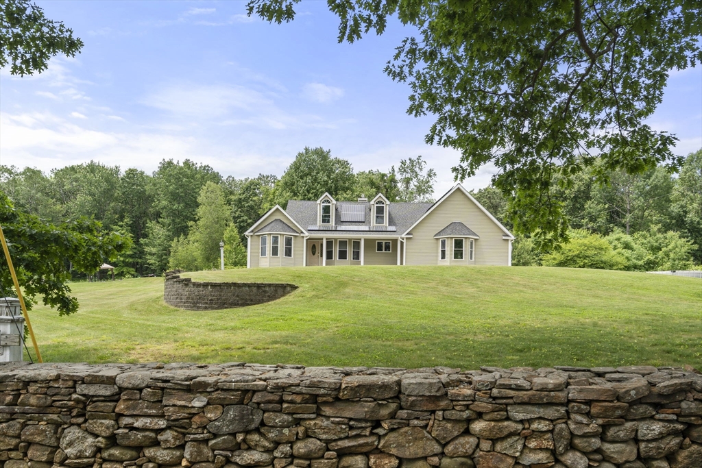 893 Cronin Rd Property Photo 1