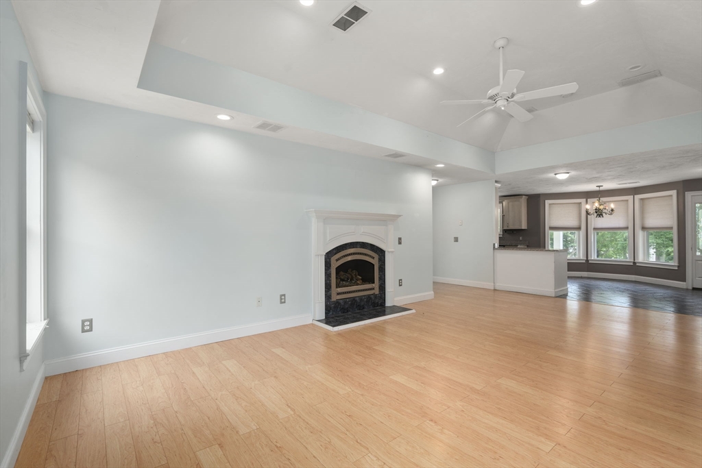 893 Cronin Rd Property Photo 15