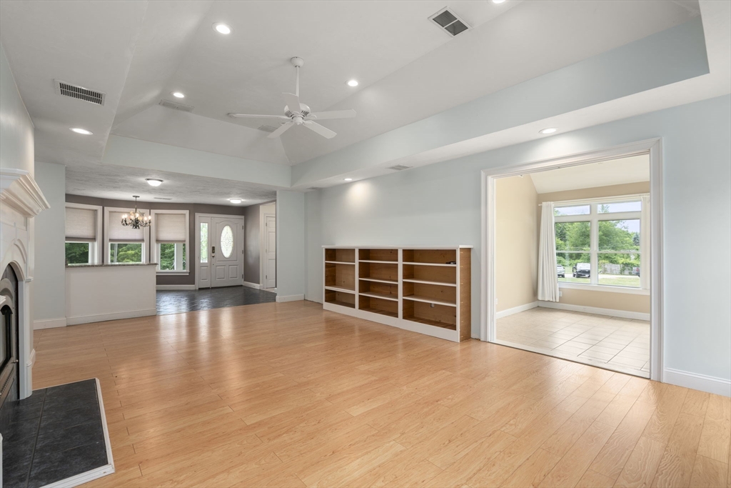 893 Cronin Rd Property Photo 16