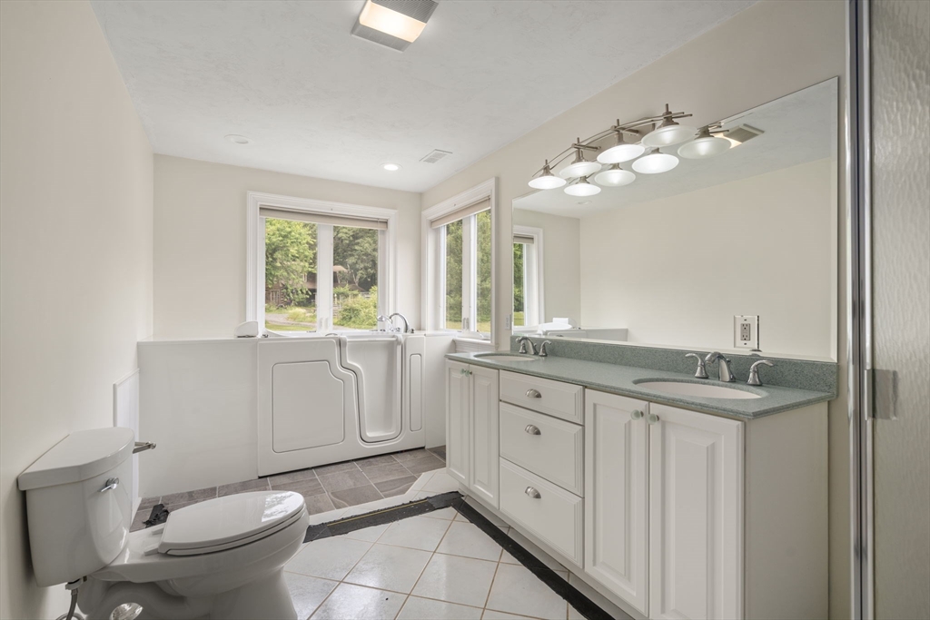 893 Cronin Rd Property Photo 23