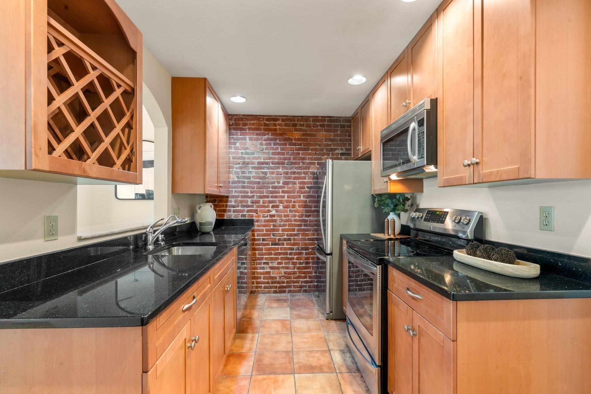 338 Marlborough Street # 2 Property Photo 11