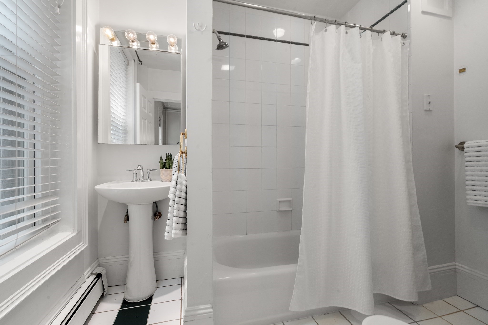 338 Marlborough Street # 2 Property Photo 17
