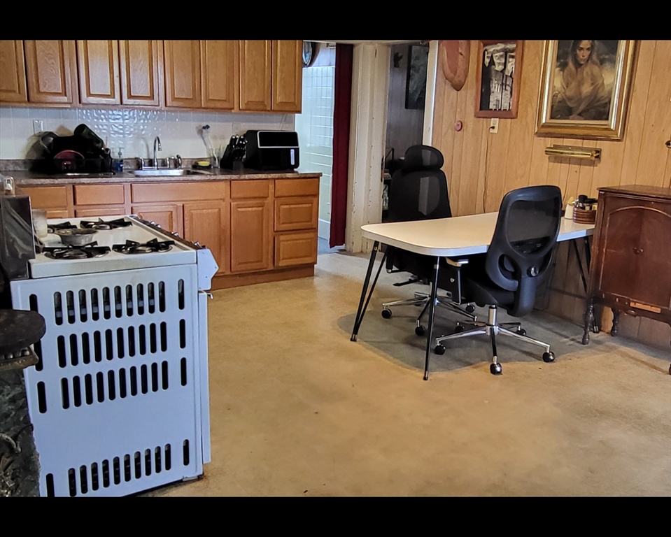 514 Grattan St Property Photo 2