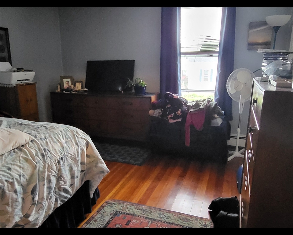 514 Grattan St Property Photo 20
