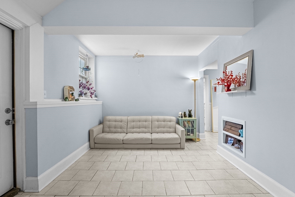 1 Lanark Rd # 7 Property Photo 13