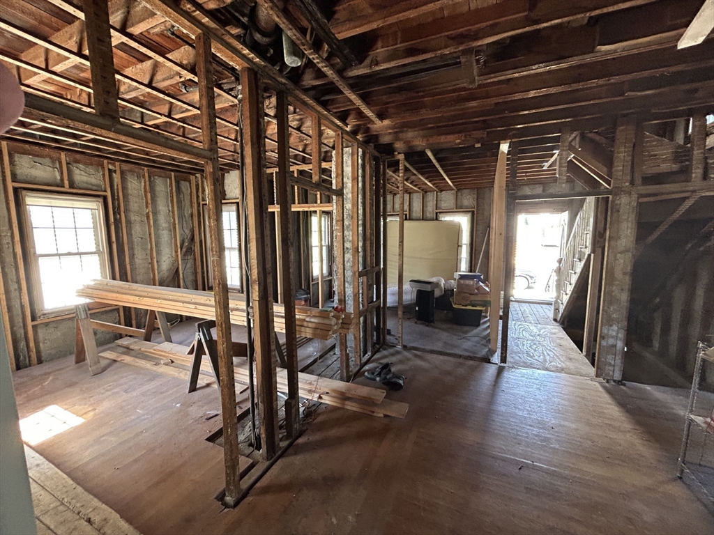 15 Dean St Property Photo 2