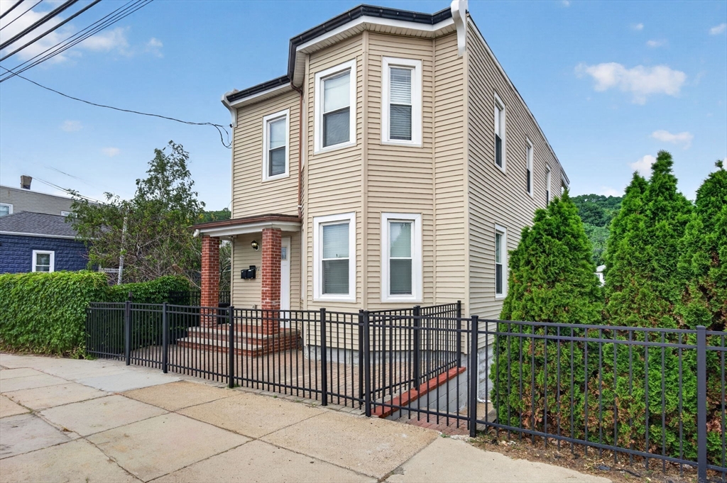 41 Boardman St # 2 Property Photo 1