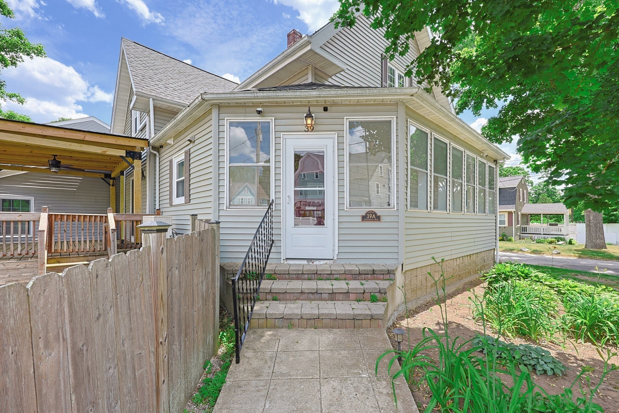 39 Johnston Avenue # 1 Property Photo 1
