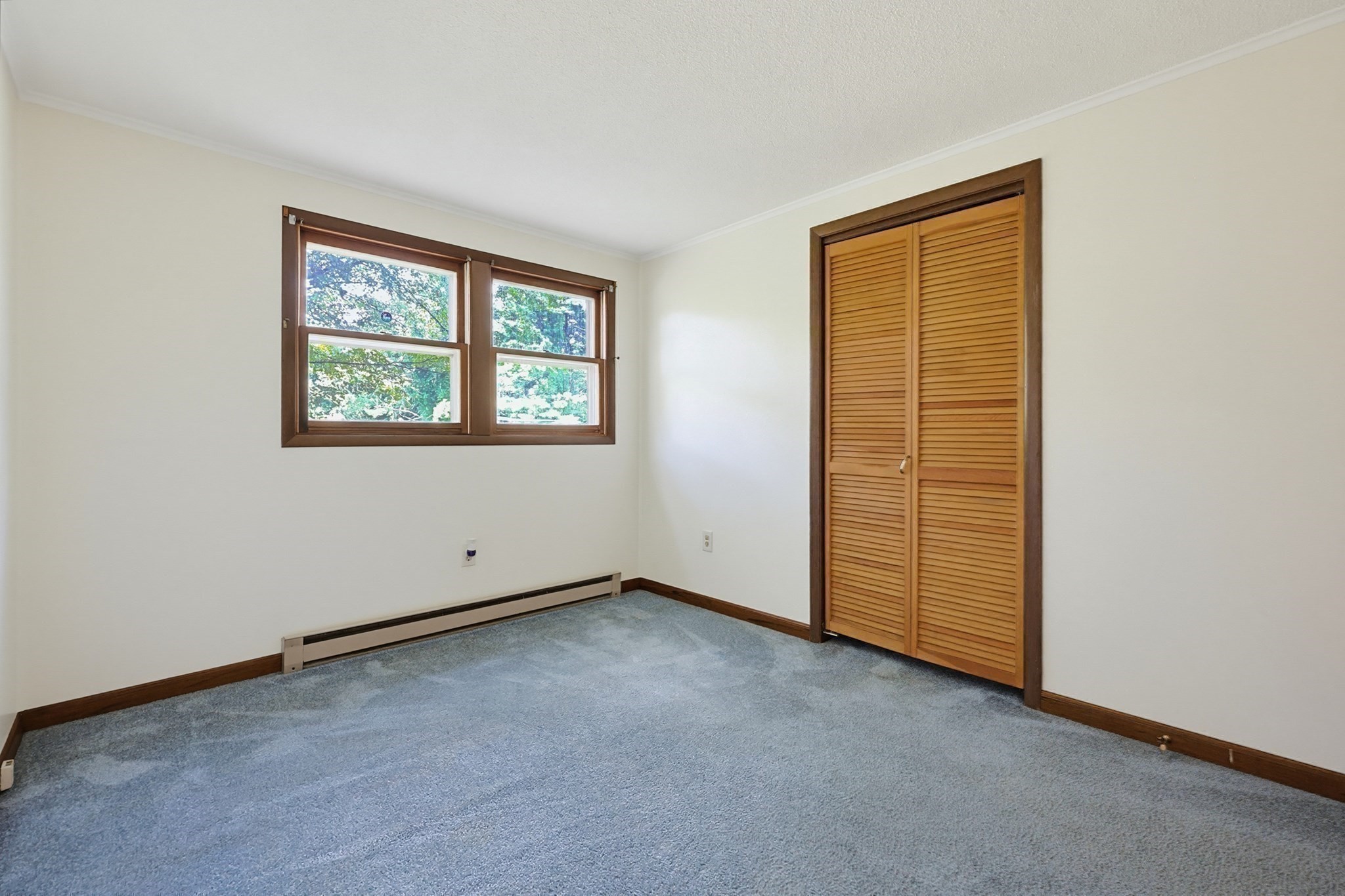 1075 West Brookfield Road Property Photo 12