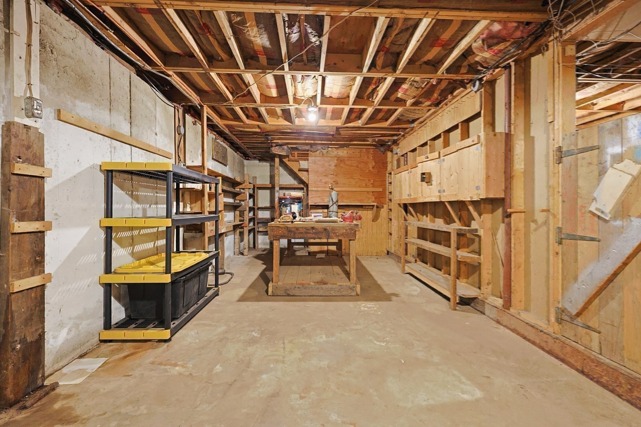 1075 West Brookfield Road Property Photo 16