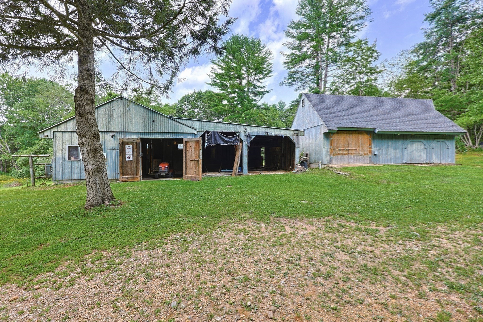 1075 West Brookfield Road Property Photo 28