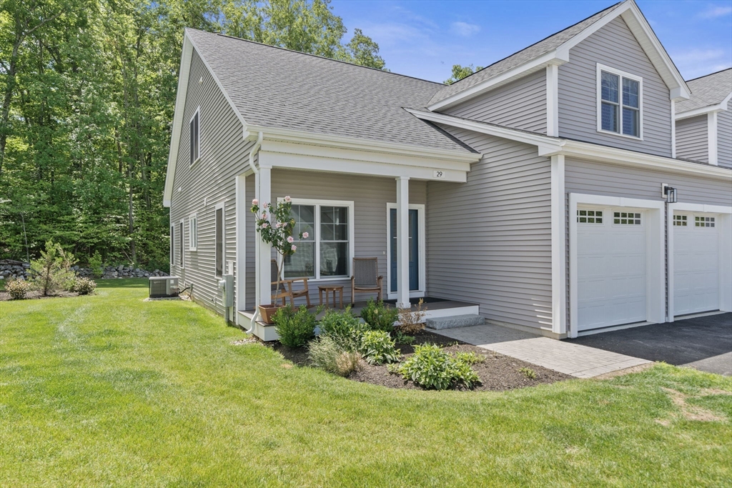 29 Salisbury Hill Blvd # 9 Property Photo 1