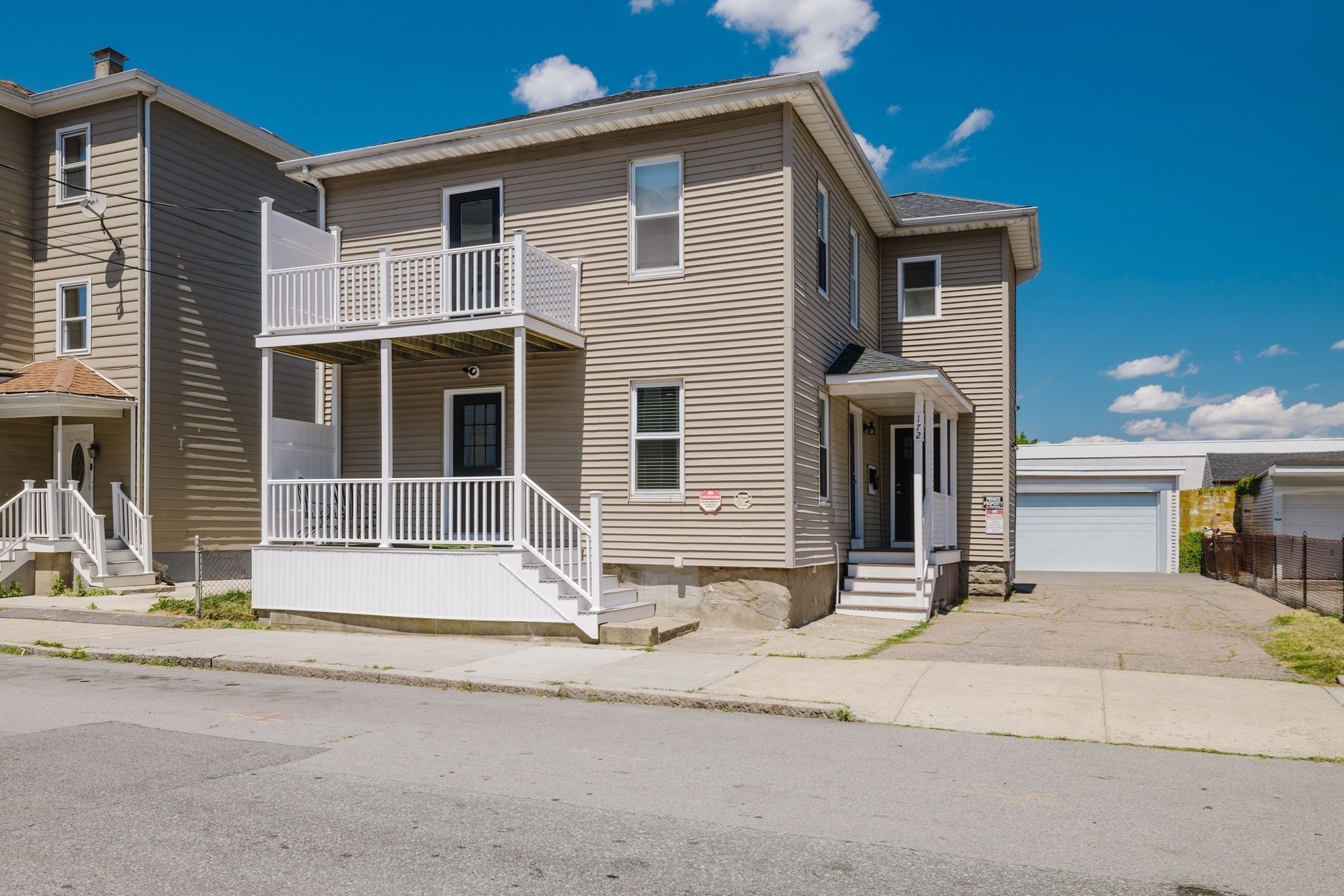 172 Nashua St Property Photo 3