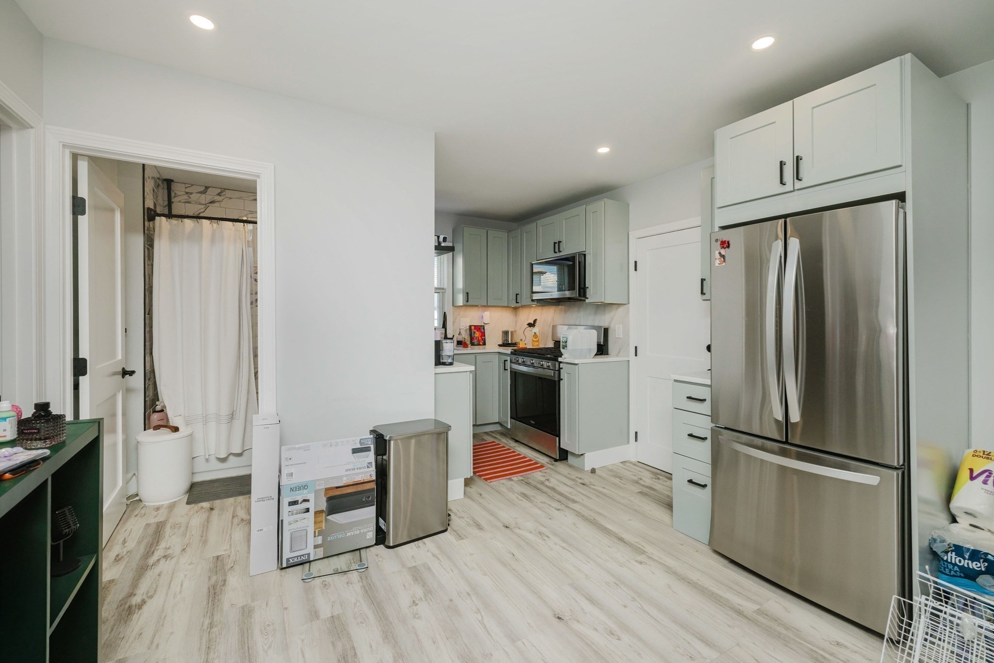 172 Nashua St Property Photo 28