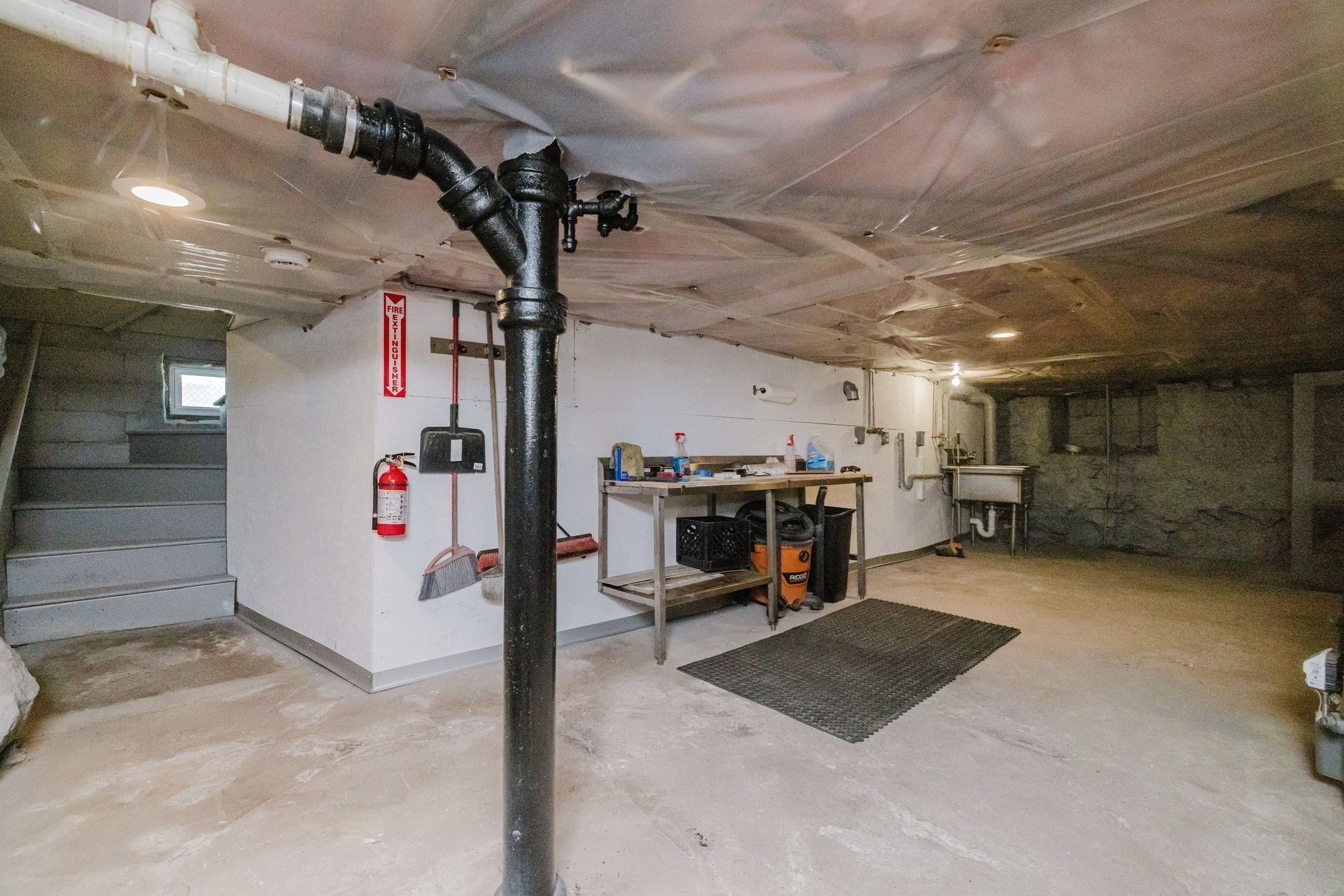 172 Nashua St Property Photo 40