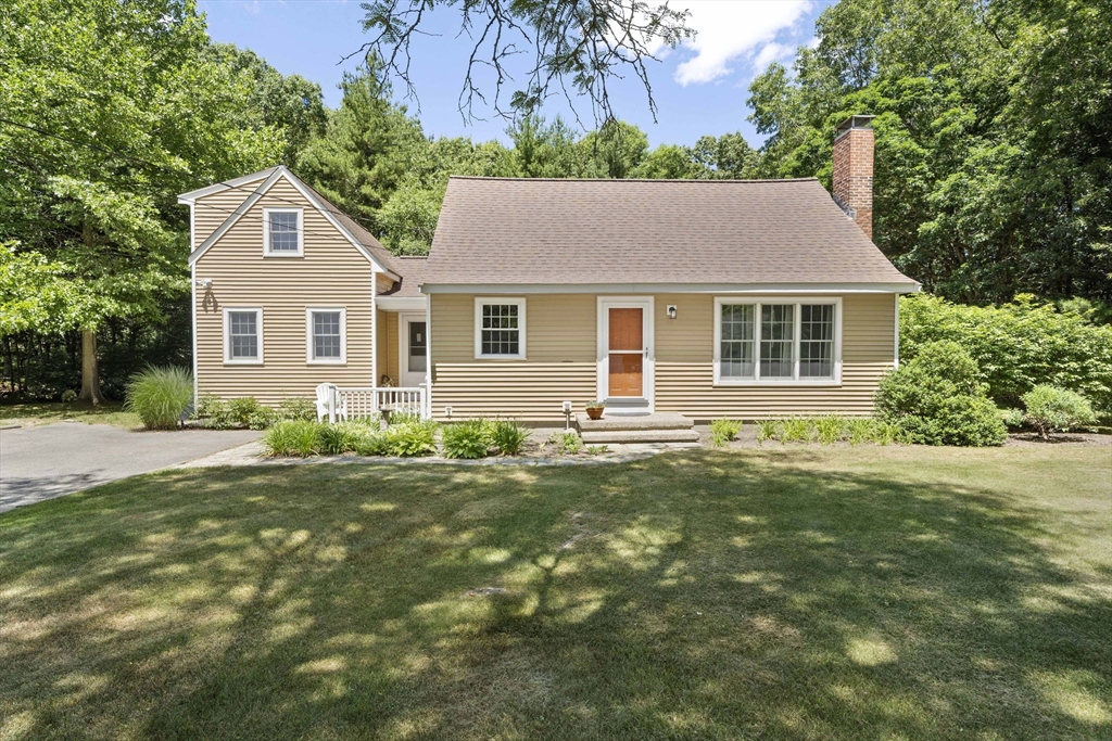 12 Walnut Rd Property Photo 1