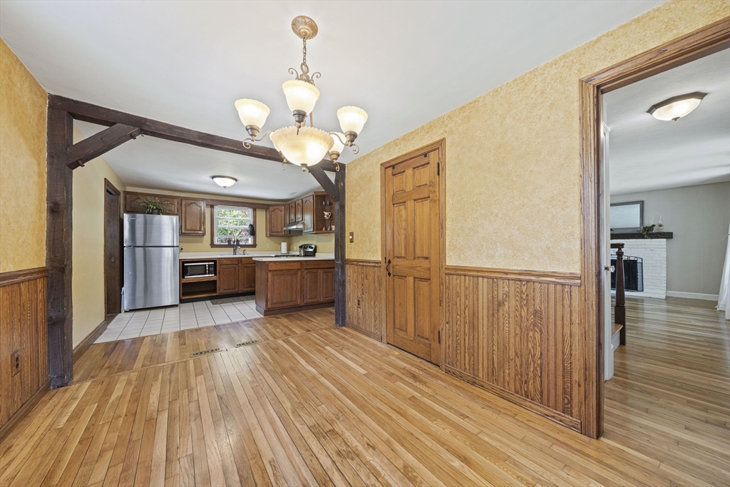 12 Walnut Rd Property Photo 11