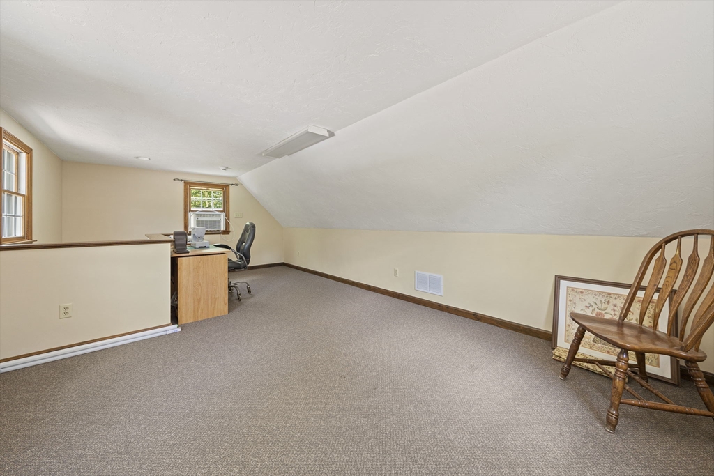 12 Walnut Rd Property Photo 25