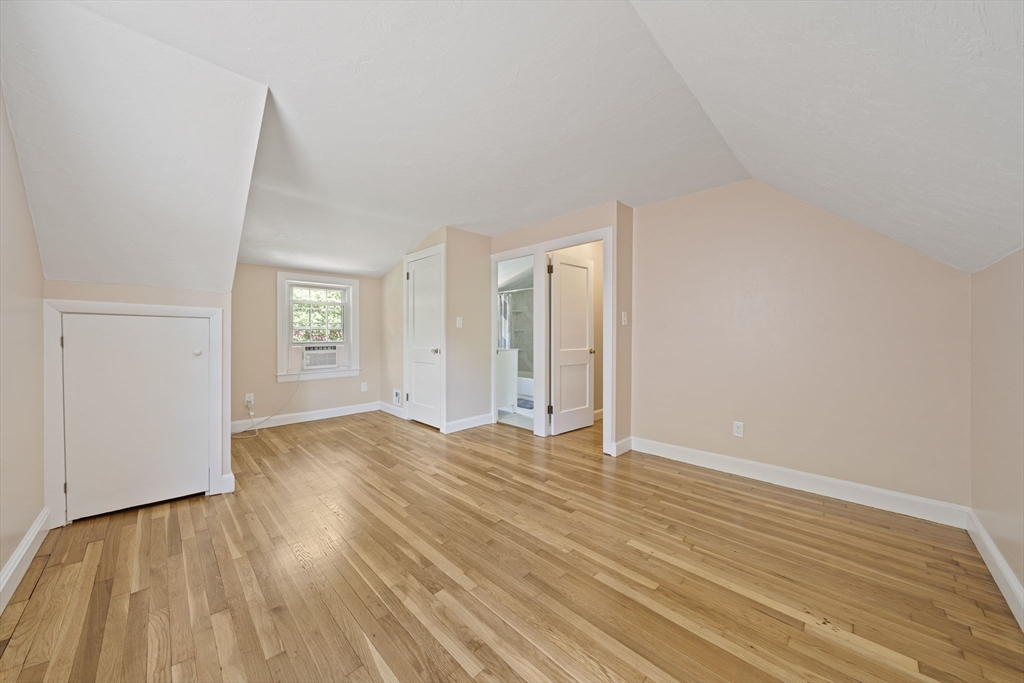 12 Walnut Rd Property Photo 27