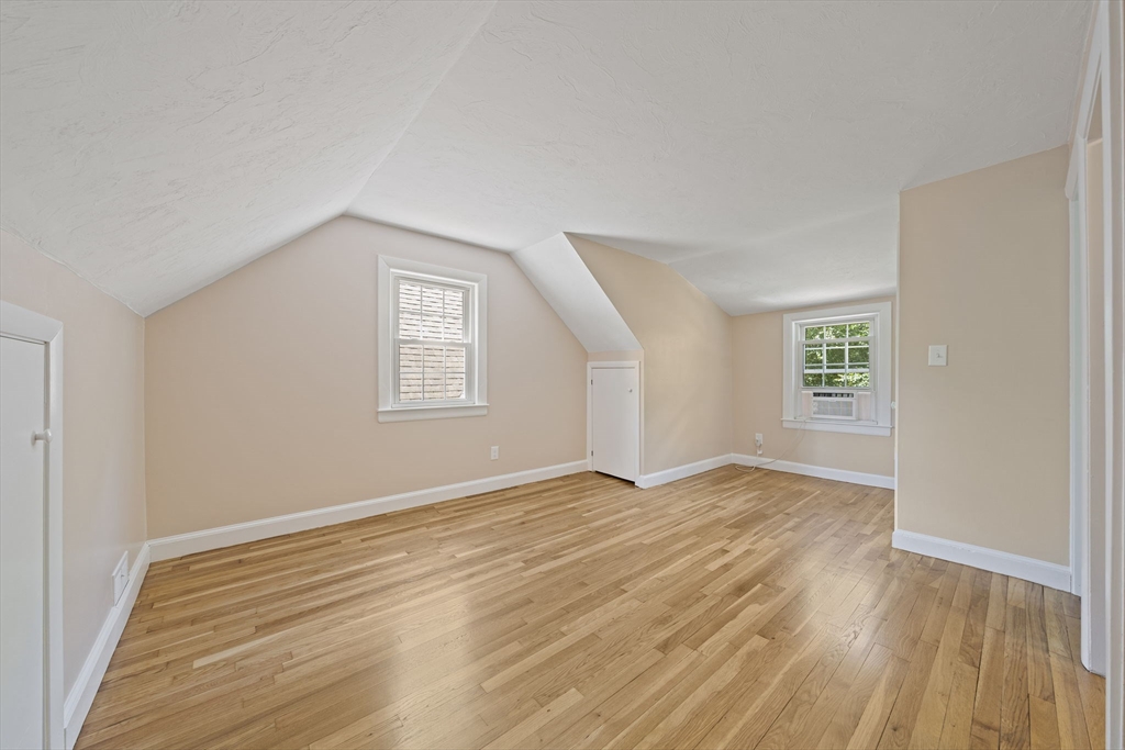 12 Walnut Rd Property Photo 28