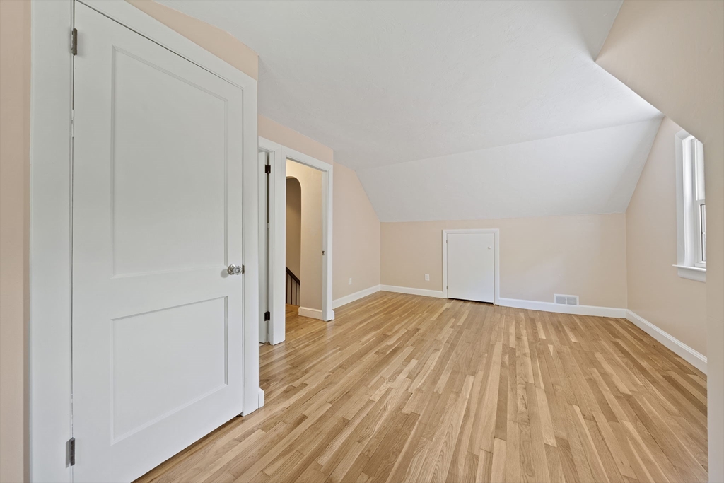 12 Walnut Rd Property Photo 29